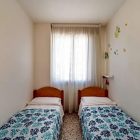 Vibrant Flat In A Sea Front Building - Beahost 3* Bibione